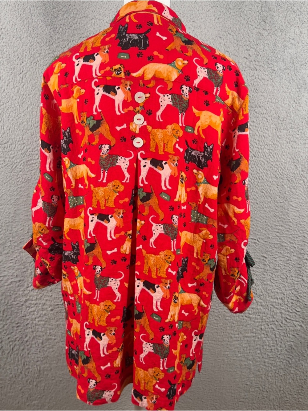 John Mark Top Womens Small Red Dogs All Over Print Wire Collar Button Tunic - Picture 3 of 9